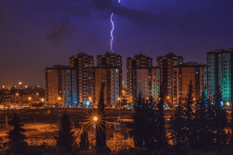 pararrayos en la protección de edificios